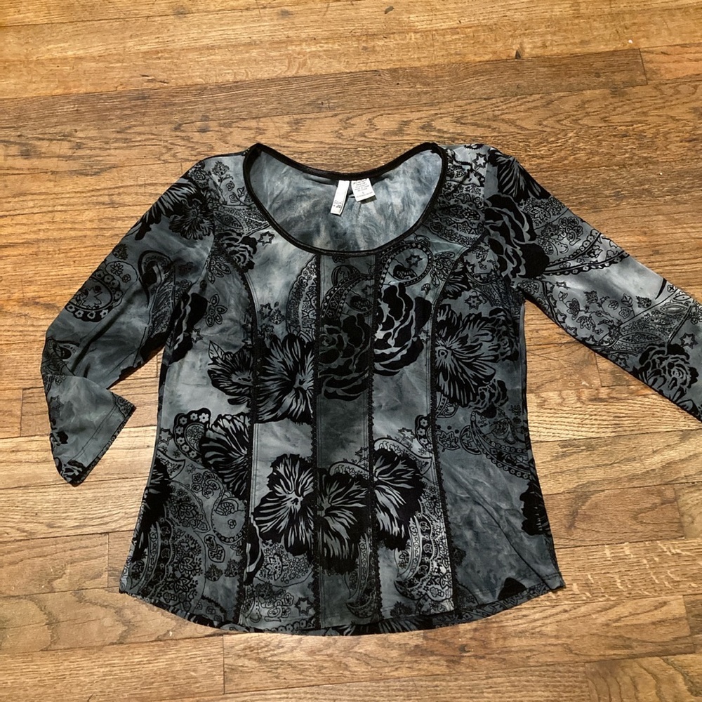 Sami + jo paneled top size large
